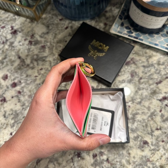 MCM card holder - Picture 9 of 9